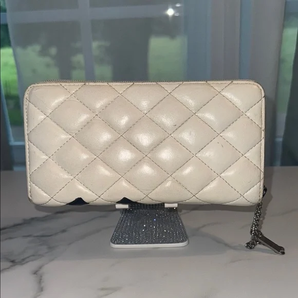 CHANEL Quilted Off White & Black Cambon Wallet with Chain - Picture 4 of 15